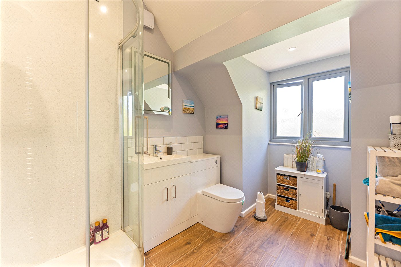 J-N-J En Suite